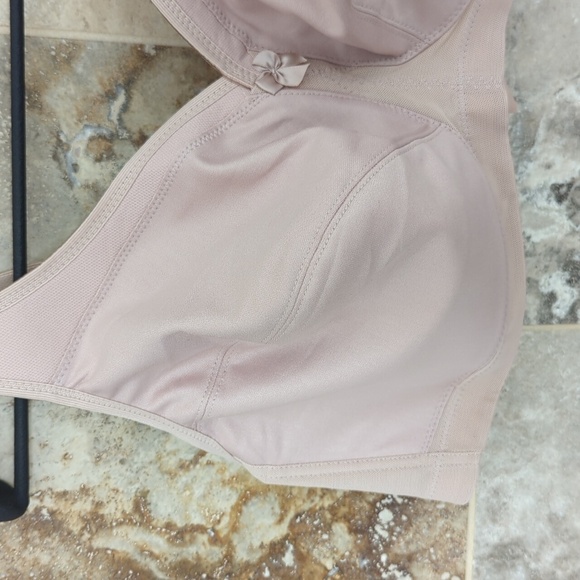 46D Nude Glamorise Bra Minimalist Simple Basic Neutral - Picture 2 of 11